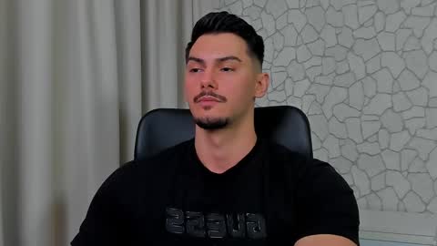 Snapshot of clintmasterss chatting on February 2025 06:13:02 AM ClintMasterss online show from February 2025 06:13:02 AM