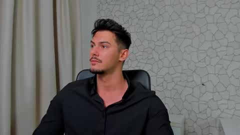 Snapshot of clintmasterss chatting on February 2025 05:09:01 AM ClintMasterss online show from February 2025 05:09:01 AM