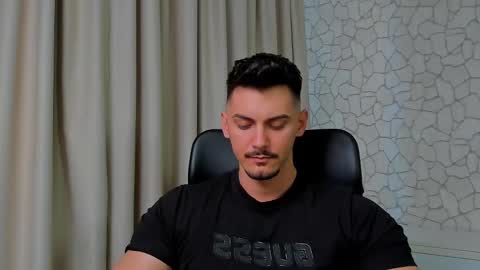 Snapshot of clintmasterss chatting on February 2025 02:33:01 PM ClintMasterss online show from February 2025 02:33:01 PM