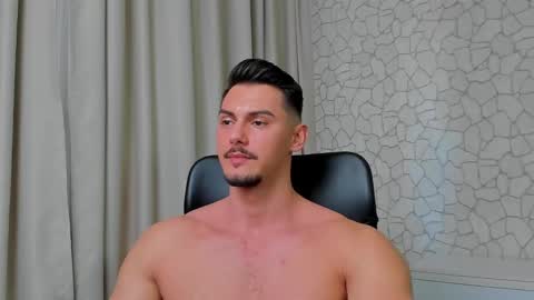 Snapshot of clintmasterss chatting on March 2025 01:29:02 PM ClintMasterss online show from March 2025 01:29:02 PM