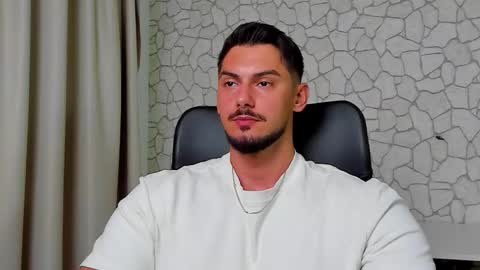 Snapshot of clintmasterss chatting on September 2025 04:45:01 AM ClintMasterss online show from September 2025 04:45:01 AM