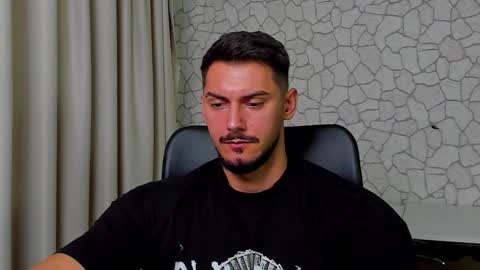 Snapshot of clintmasterss chatting on October 2025 04:32:01 AM ClintMasterss online show from October 2025 04:32:01 AM