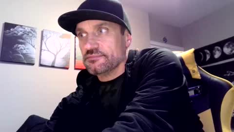 Snapshot of clintwood12 chatting on January 2025 11:16:02 AM chad online show from January 2025 11:16:02 AM