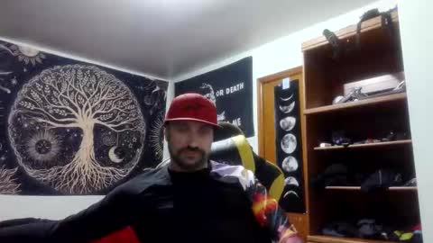 Snapshot of clintwood12 chatting on November 2025 08:27:01 AM chad online show from November 2025 08:27:01 AM