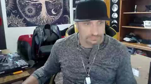 Snapshot of clintwood12 chatting on December 2025 08:38:02 PM chad online show from December 2025 08:38:02 PM