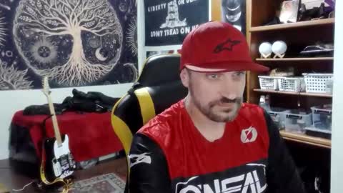 Snapshot of clintwood12 chatting on January 2026 02:58:02 AM chad online show from January 2026 02:58:02 AM