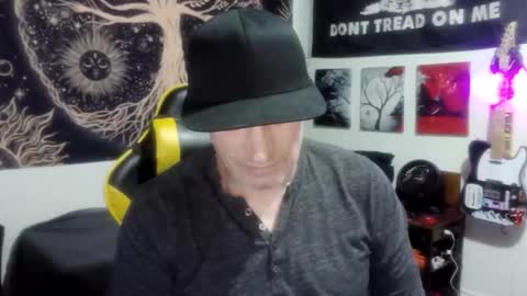 Snapshot of clintwood12 chatting on January 2026 02:39:02 AM chad online show from January 2026 02:39:02 AM