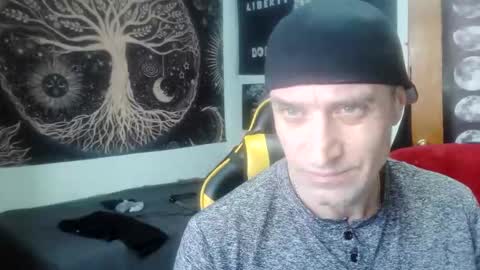 Snapshot of clintwood12 chatting on January 2026 08:45:02 PM chad online show from January 2026 08:45:02 PM