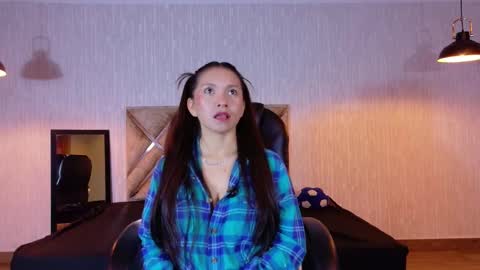 Snapshot of cloe16_ chatting on December 2025 04:20:03 AM Cloe online show from December 2025 04:20:03 AM