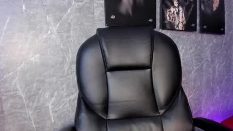 Cloe online show from February 2025 03:25:02 PM