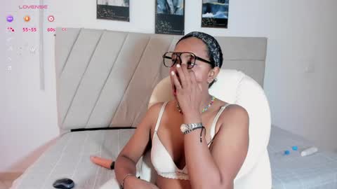 cloe_brown1 online show from May 2026 12:04:02 PM