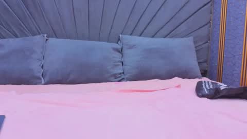 Cloe online show from May 2026 02:22:01 PM