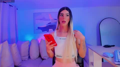 CLOE REMINTON online show from January 2025 02:56:02 PM