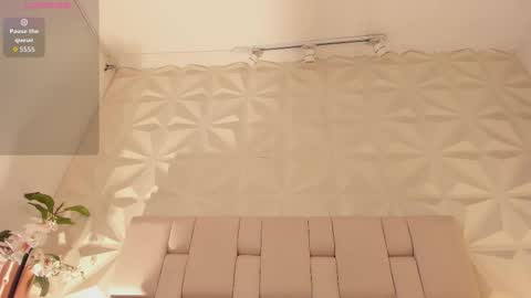 Cloe online show from March 2026 08:19:02 PM