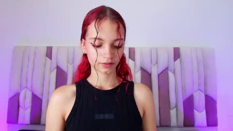 Cloe  Stanfort online show from October 2025 07:15:01 PM