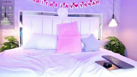 Cloe Harp  online show from February 2025 02:42:01 PM