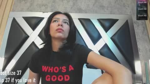 lady cloe person online show from April 2026 11:37:02 PM