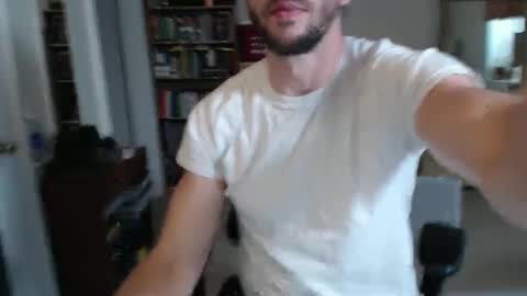 Snapshot of cloud900x chatting on December 2024 04:05:01 PM Cloud online show from December 2024 04:05:01 PM