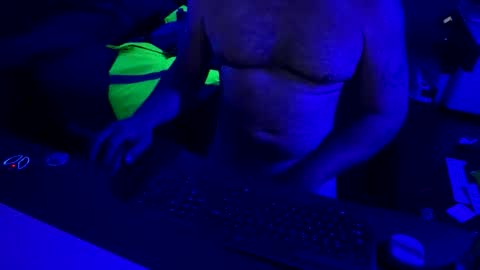 Snapshot of cloudy_dayz69 chatting on February 2026 12:50:02 AM Cloudy Dayz online show from February 2026 12:50:02 AM