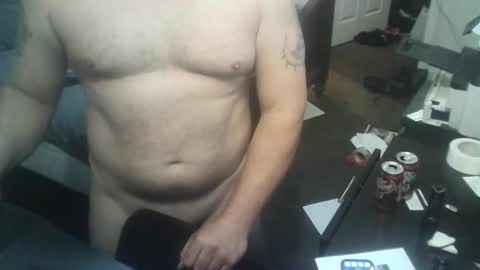 Snapshot of cloudy_dayz69 chatting on March 2026 06:40:01 AM Cloudy Dayz online show from March 2026 06:40:01 AM