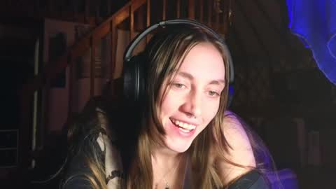 Snapshot of clover_tully chatting on January 2025 05:51:01 AM Clover online show from January 2025 05:51:01 AM