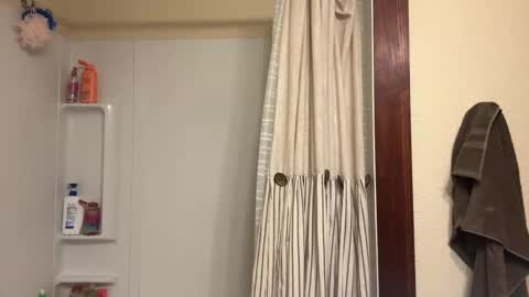 cloverboy1988 online show from February 2025 12:00:02 PM