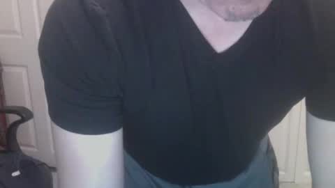 Snapshot of clovershit1 chatting on October 2025 05:39:01 AM clovershit1 online show from October 2025 05:39:01 AM