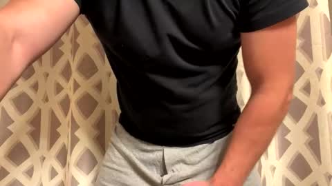 Snapshot of clovershit1 chatting on October 2025 01:05:02 AM clovershit1 online show from October 2025 01:05:02 AM