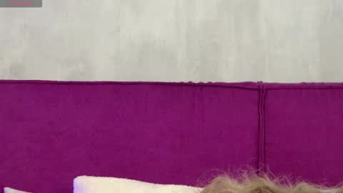 Marina online show from October 2025 08:06:02 PM