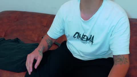 Clyde and Bunny online show from December 2024 07:53:01 AM