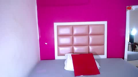 cock_whisperer69 online show from December 2024 11:40:02 AM