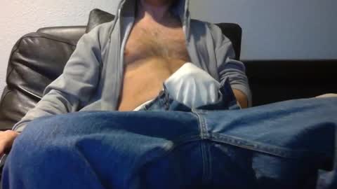 Snapshot of cocka_billy chatting on December 2024 04:58:01 PM cocka_billy online show from December 2024 04:58:01 PM