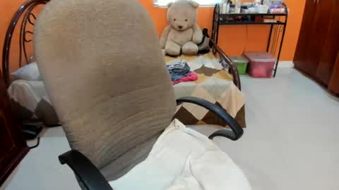 titanis online show from June 2026 11:26:01 PM