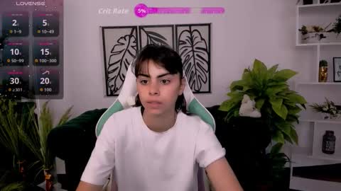 Olivia online show from September 2025 05:40:01 AM