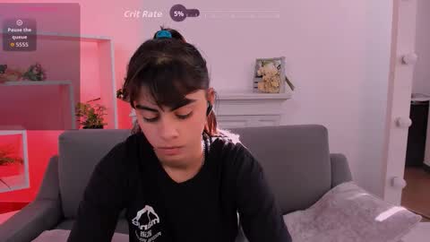 Olivia online show from September 2025 06:17:01 AM