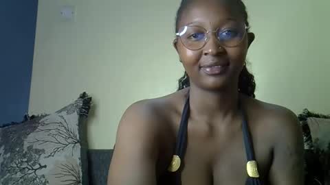 Snapshot of cocobaby_ chatting on March 2026 02:07:02 AM Coco online show from March 2026 02:07:02 AM