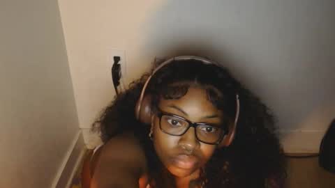 Snapshot of cocochanel197941 chatting on February 2026 10:30:02 AM chanel online show from February 2026 10:30:02 AM