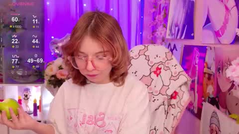 Mia online show from February 2026 08:47:01 PM