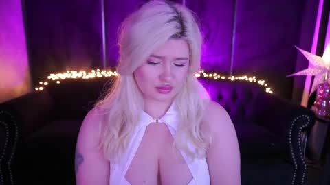 onlyfans amyleyy online show from April 2026 06:50:01 AM