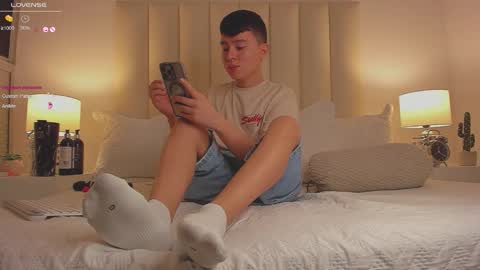 Snapshot of cody_johnsonn_ chatting on October 2025 07:33:02 PM CODY online show from October 2025 07:33:02 PM