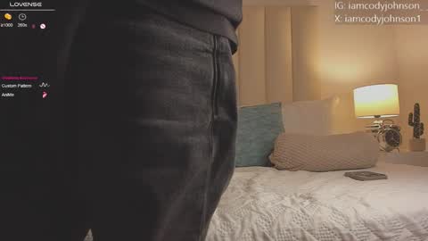 Snapshot of cody_johnsonn_ chatting on October 2025 08:31:02 PM CODY online show from October 2025 08:31:02 PM