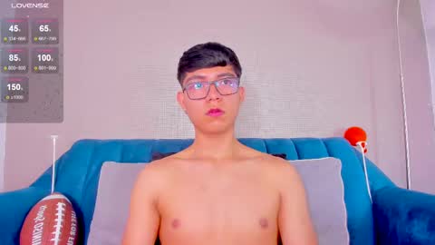 Snapshot of codytwink_ chatting on March 2025 02:16:01 PM Cody online show from March 2025 02:16:01 PM