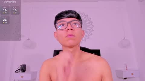 Snapshot of codytwink_ chatting on September 2025 01:34:02 PM Cody online show from September 2025 01:34:02 PM