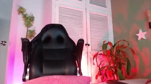 Snapshot of colby_smit chatting on November 2025 07:28:01 PM Colby online show from November 2025 07:28:01 PM