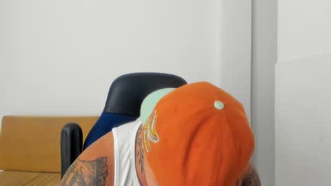 Snapshot of colin_prince2 chatting on December 2024 03:40:01 AM COLIN online show from December 2024 03:40:01 AM