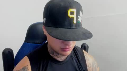 Snapshot of colin_prince2 chatting on February 2025 11:15:01 PM COLIN online show from February 2025 11:15:01 PM