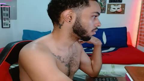 Snapshot of colinlatinbrown chatting on January 2025 10:54:01 AM IG online show from January 2025 10:54:01 AM