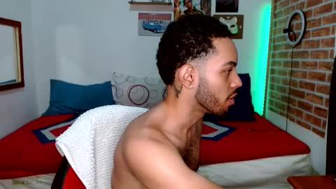 Snapshot of colinlatinbrown chatting on February 2025 10:48:02 AM IG online show from February 2025 10:48:02 AM