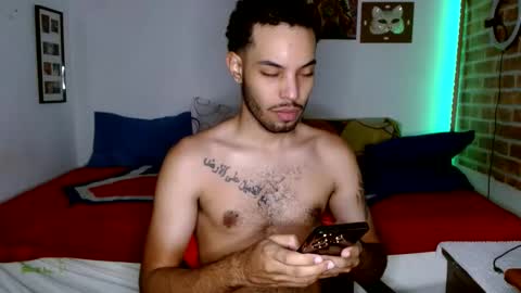 Snapshot of colinlatinbrown chatting on February 2025 01:55:02 AM IG online show from February 2025 01:55:02 AM