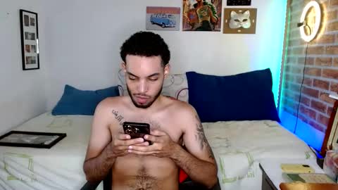 Snapshot of colinlatinbrown chatting on February 2025 08:15:02 PM IG online show from February 2025 08:15:02 PM